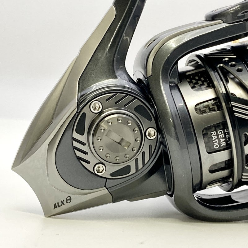 Abu Garcia Revo ALX THETA 2000S