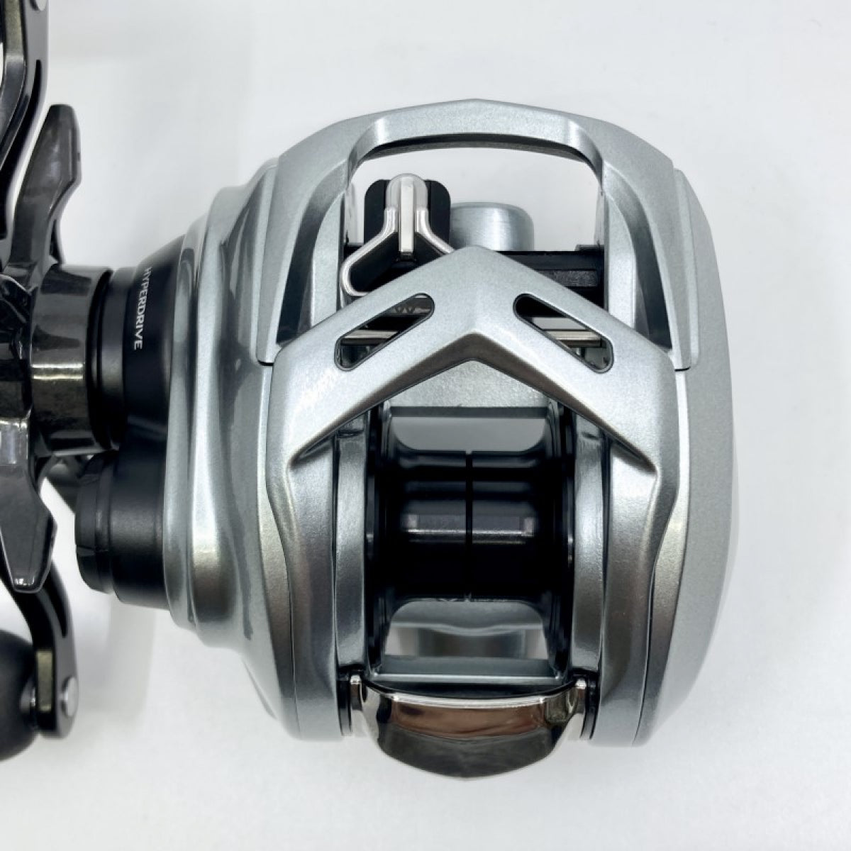 DAIWA 20 ALPHAS SV TW 800XHL