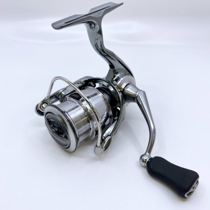 DAIWA 22 EXIST LT 2000S-H
