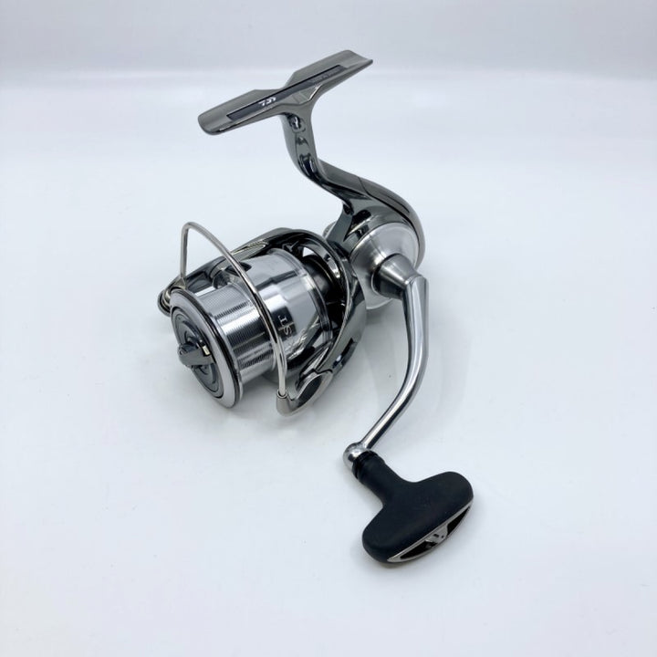DAIWA 22 EXIST PC LT 3000-XH