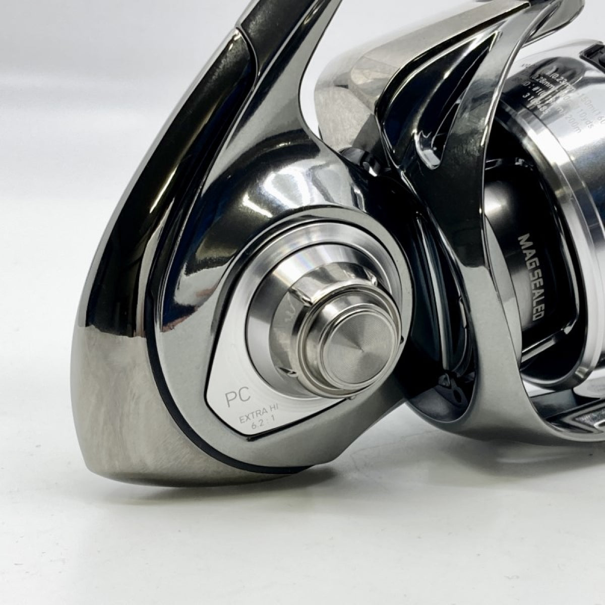 DAIWA 22 EXIST PC LT 3000-XH