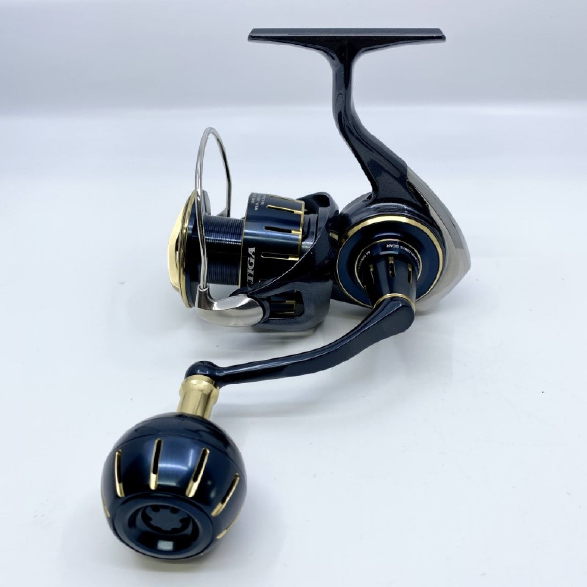 DAIWA 23 SALTIGA 4000-H