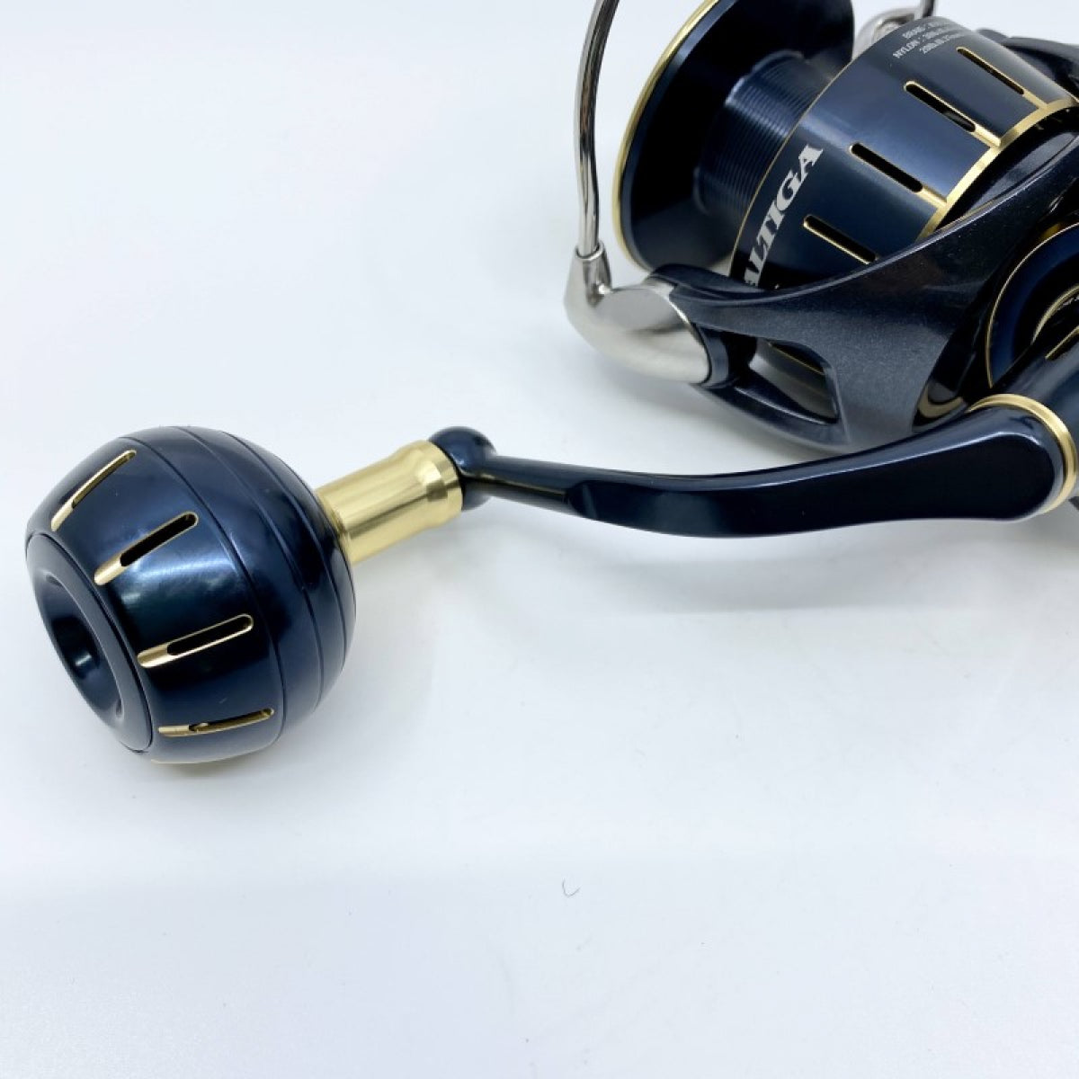 DAIWA 23 SALTIGA 6000-H