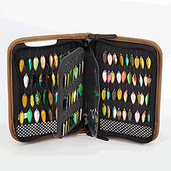 DAIWA MESH WALLET (A) ML : 14 x 14 x 20cm COYOTE