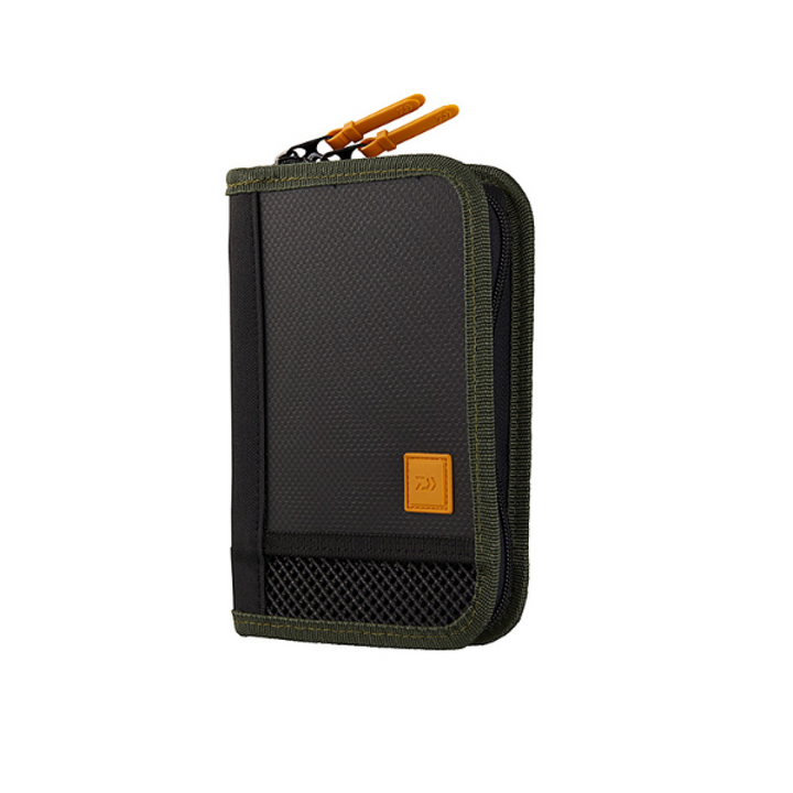 DAIWA MESH WALLET (A) ML : 14 x 14 x 20cm KHAKI