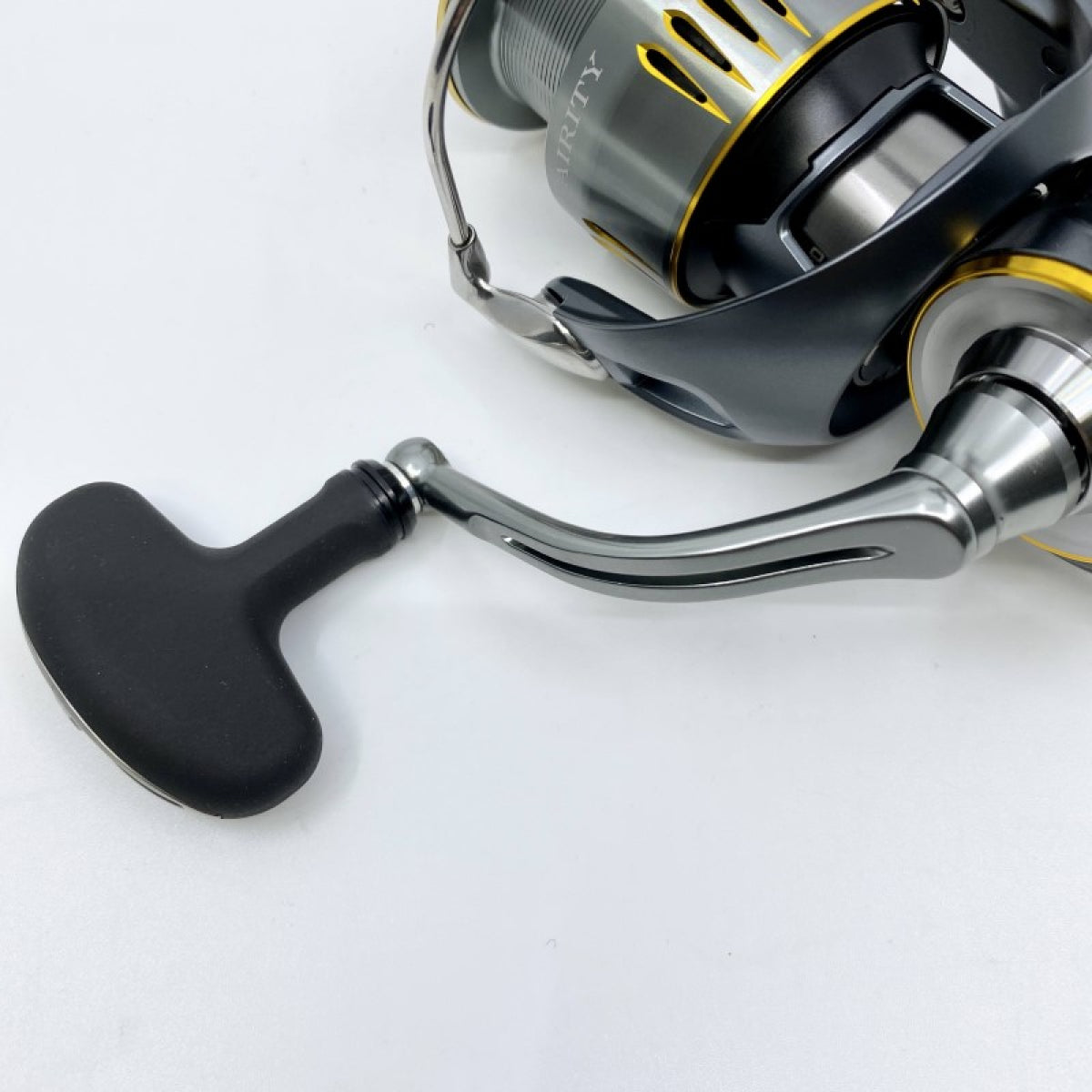 DAIWA 23 AIRITY LT4000-XH