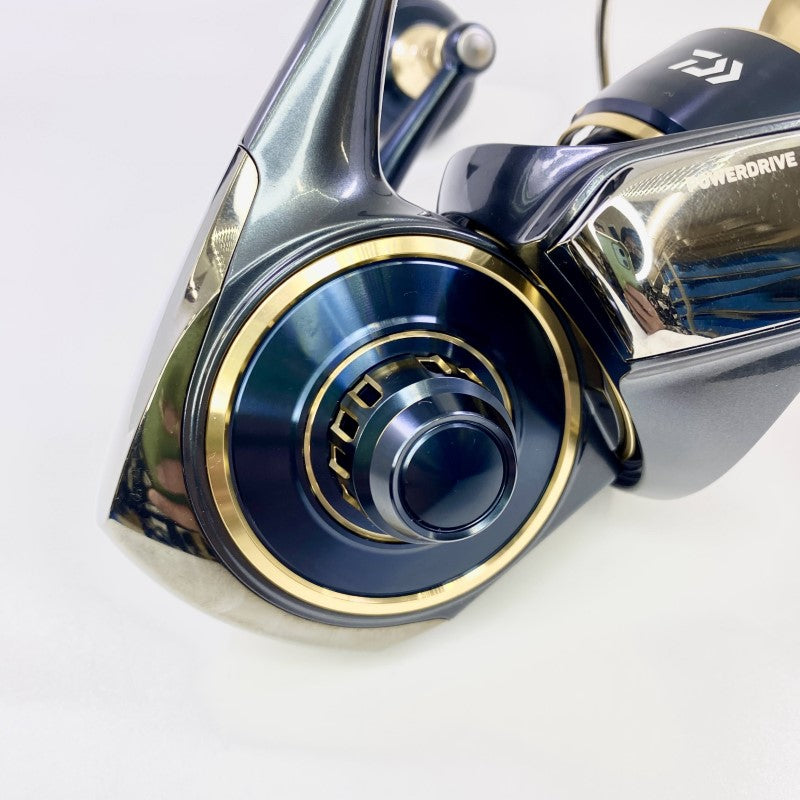 DAIWA 25 SALTIGA 8000-P