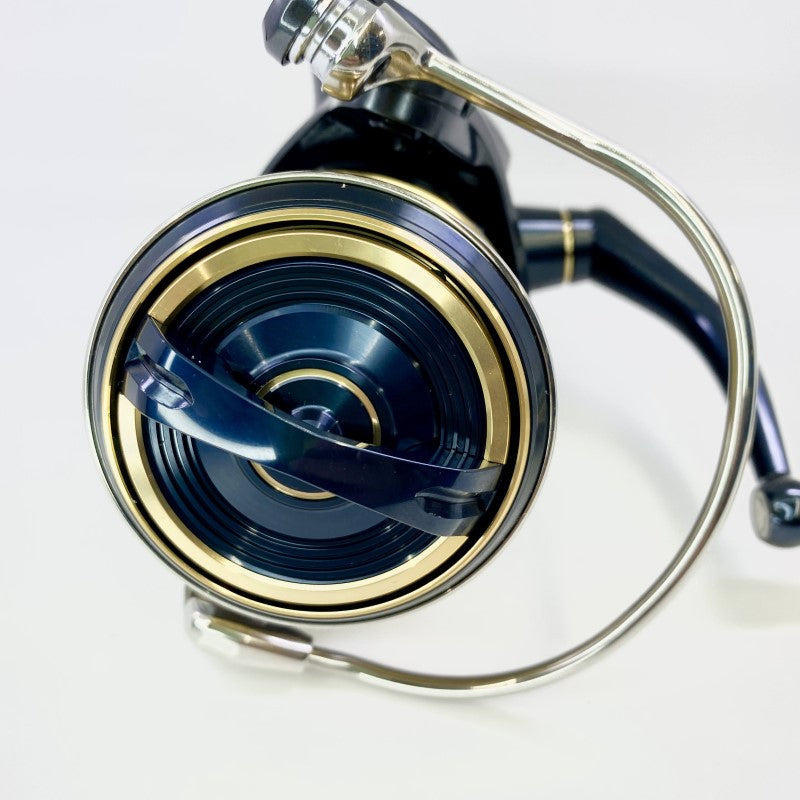 DAIWA 25 SALTIGA 8000-P