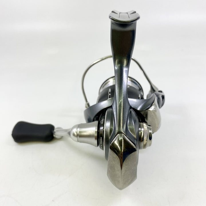 DAIWA 24 LUVIAS LT2000S-P