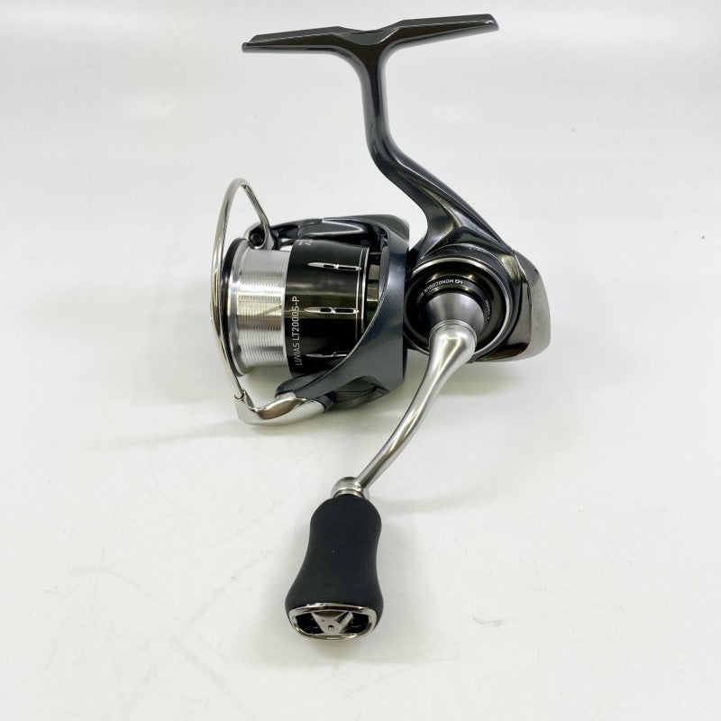 DAIWA 24 LUVIAS LT2000S-P