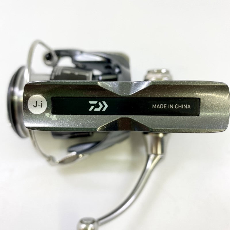 DAIWA 24 LUVIAS PC LT2500