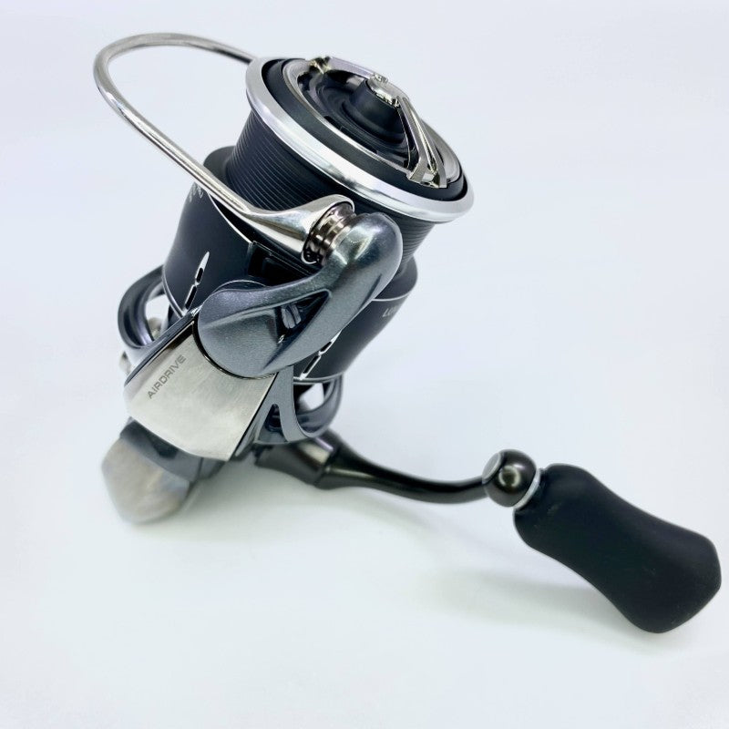 DAIWA 24 LUVIAS ST LT 2000S-P