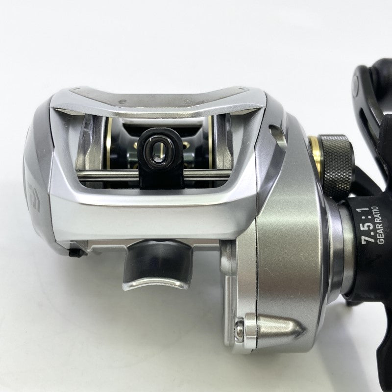 DAIWA 24 BASS X 100HL