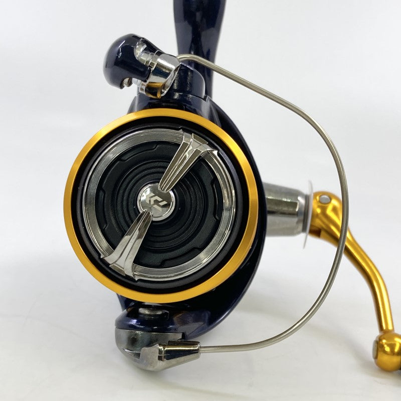 DAIWA 24 REVROS LT2000S-XH