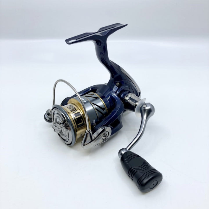 DAIWA 20 CREST LT 2000