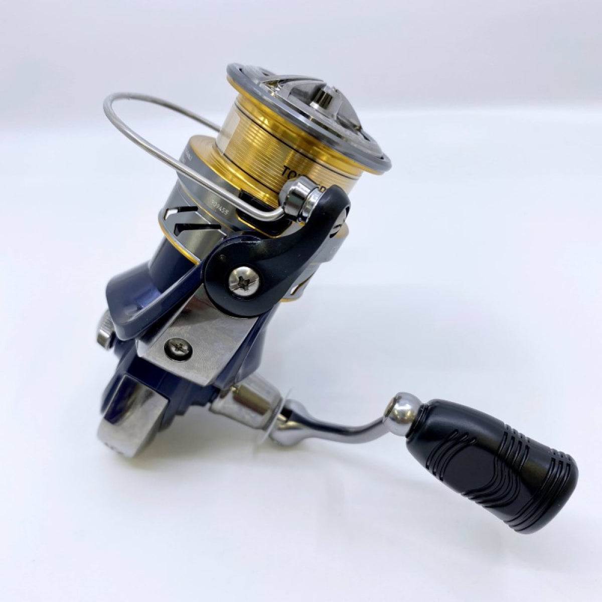 DAIWA 20 CREST LT 3000-CXH