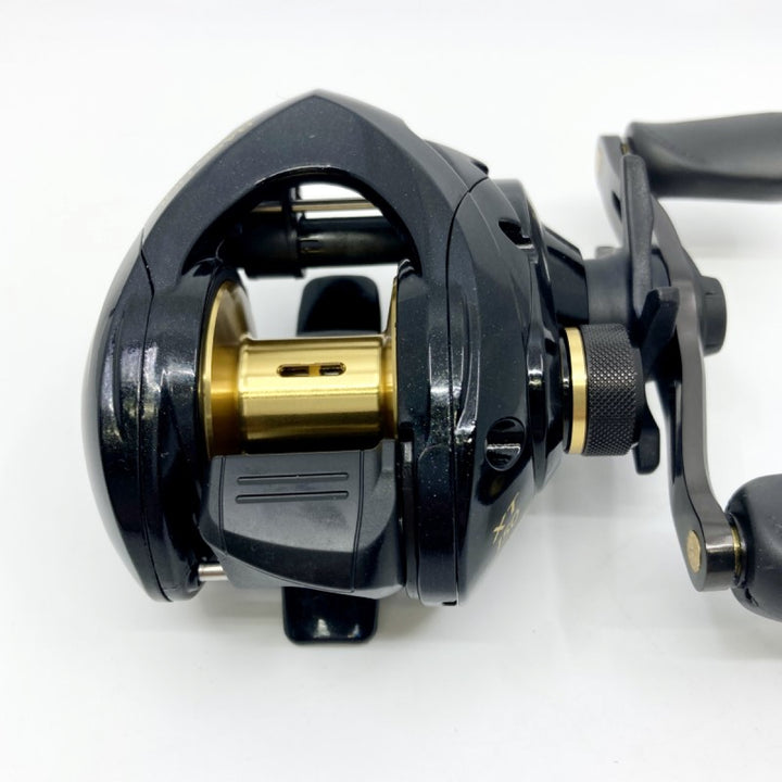 SHIMANO 17 BASS ONE XT