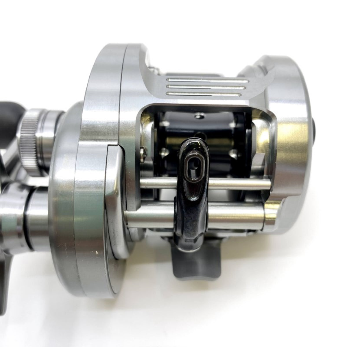 SHIMANO 20 CALCUTTA CONQUEST DC 200HG