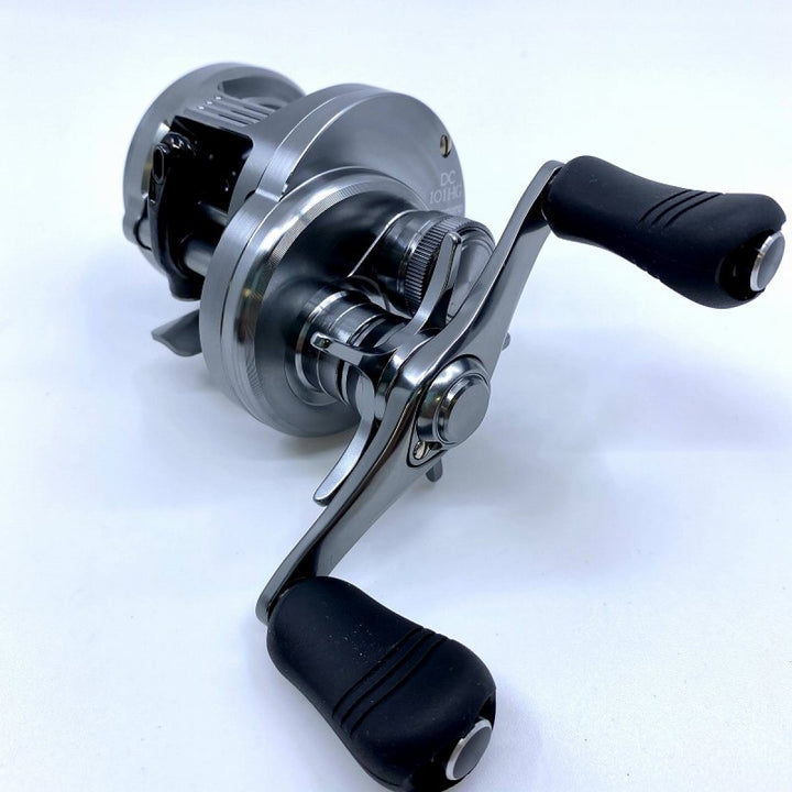 SHIMANO 20 CALCUTTA CONQUEST DC 101HG