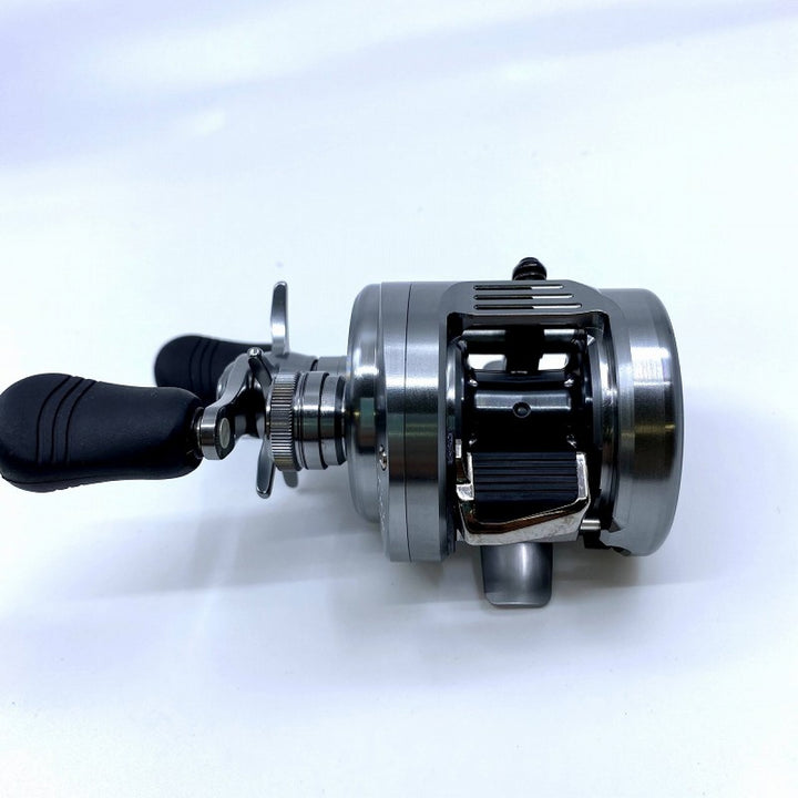 SHIMANO 20 CALCUTTA CONQUEST DC 101HG