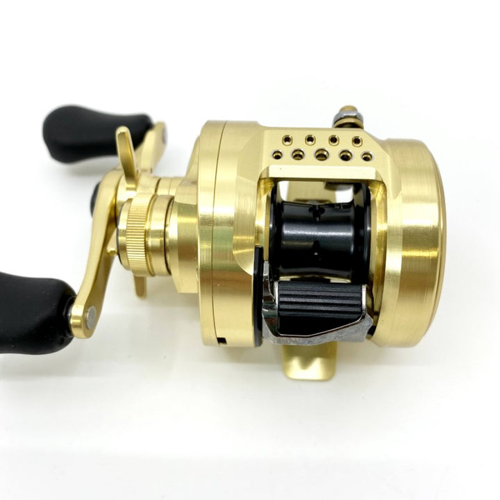 SHIMANO 21 CALCUTTA CONQUEST 101HG