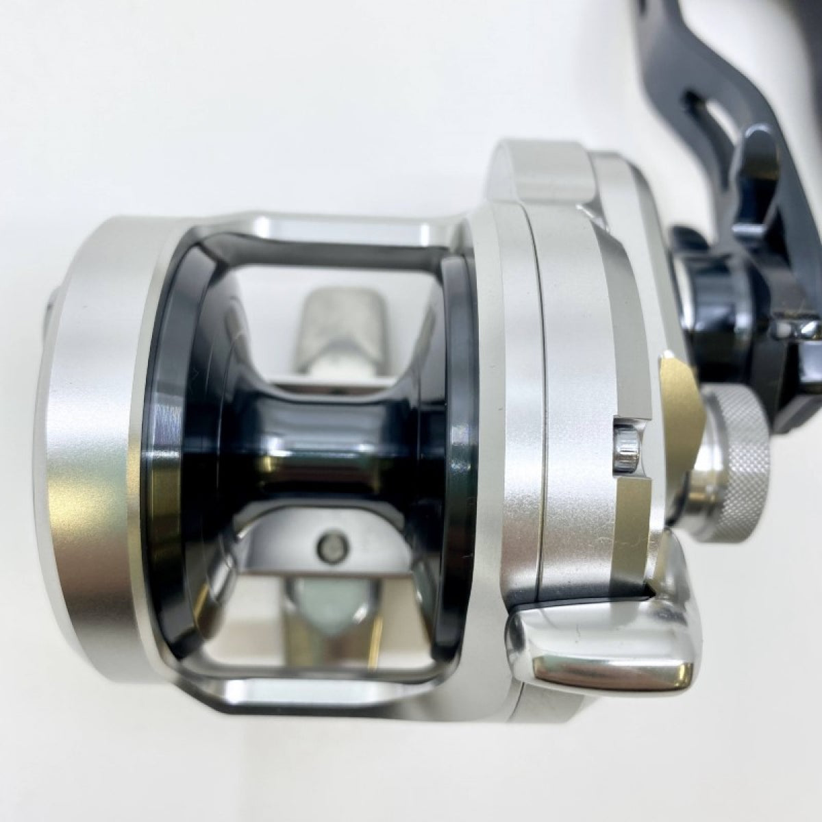 SHIMANO 21 OCEA JIGGER 1500XG