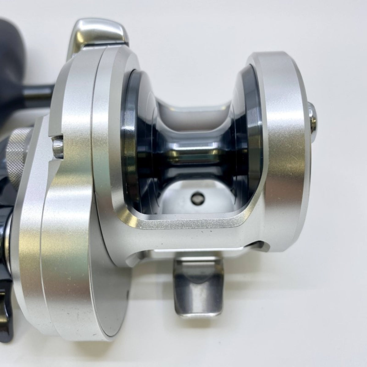 SHIMANO 21 OCEA JIGGER 1500XG