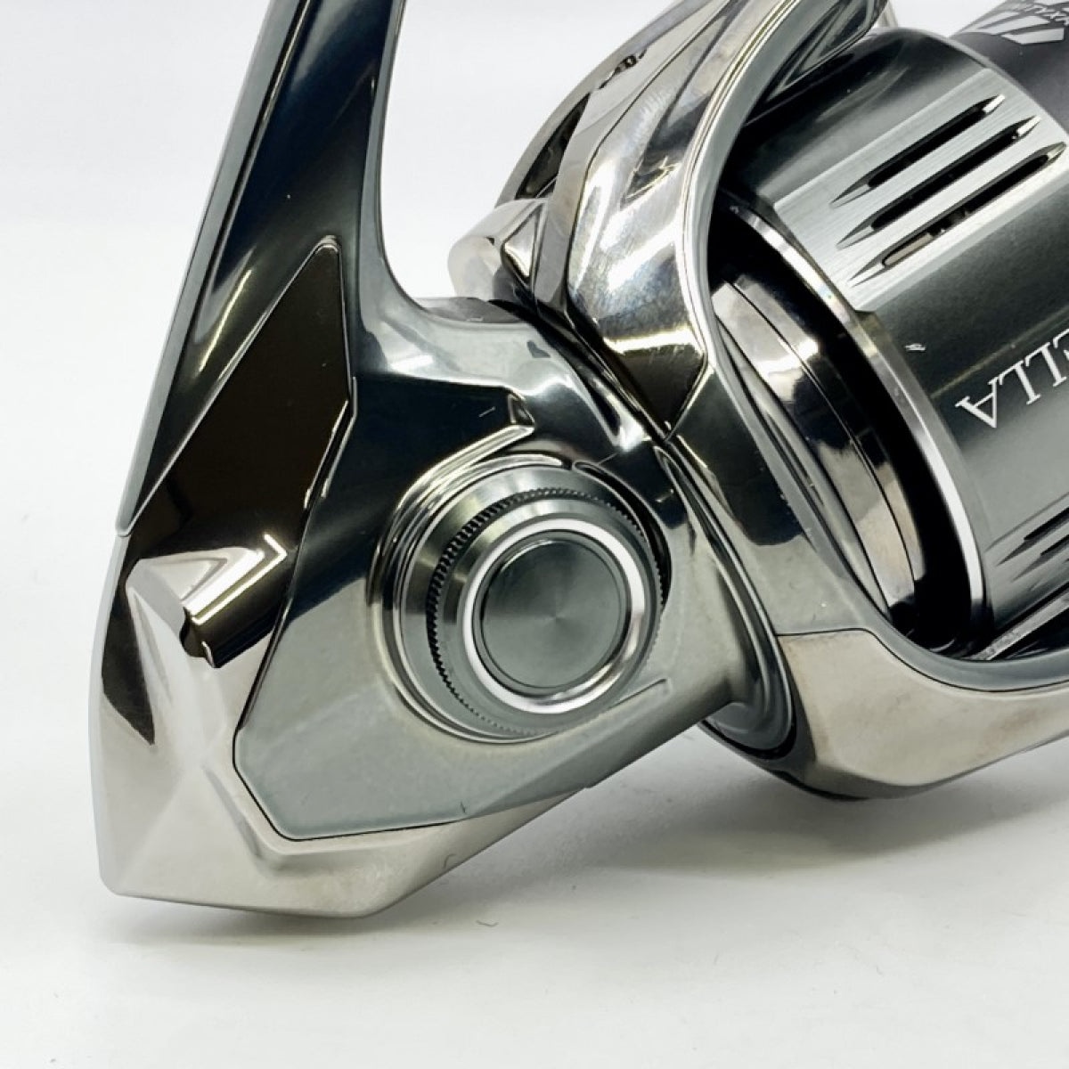 SHIMANO 22 STELLA C3000MHG