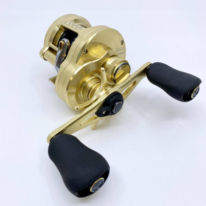 SHIMANO 22 CALCUTTA CONQUEST 201XG