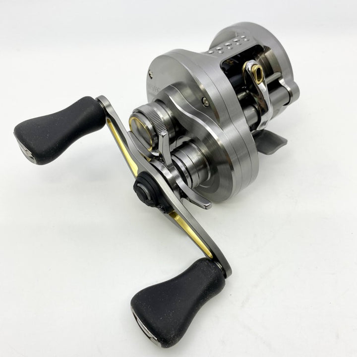 SHIMANO 23 CALCUTTA CONQUEST BFS HG