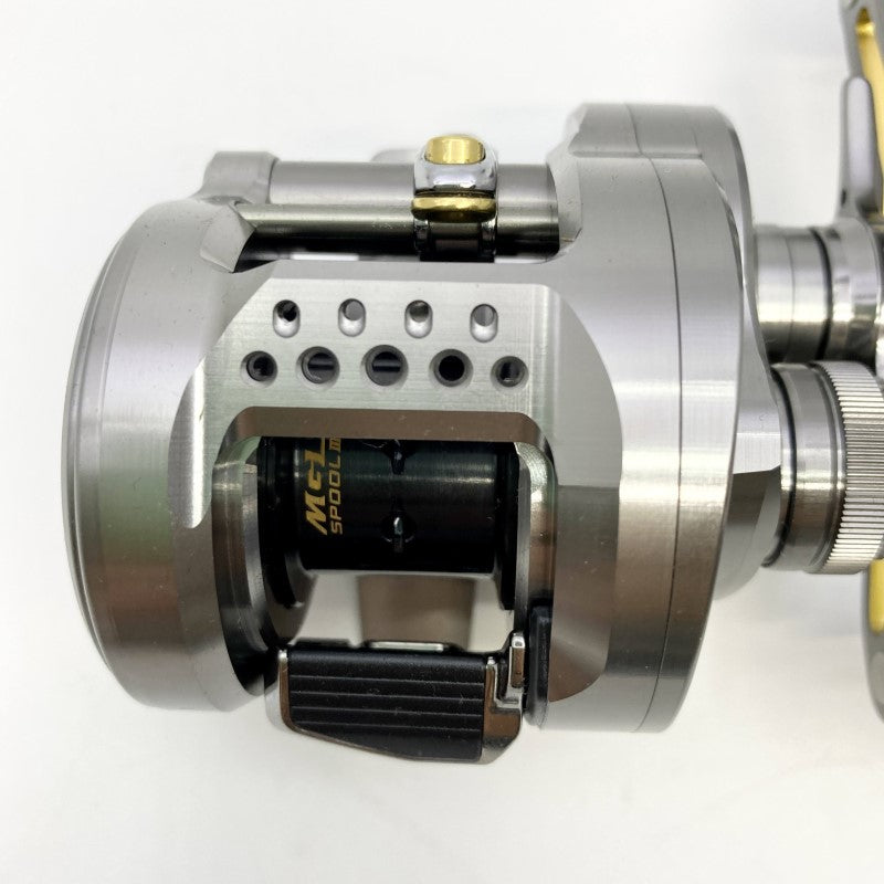 SHIMANO 23 CALCUTTA CONQUEST BFS HG