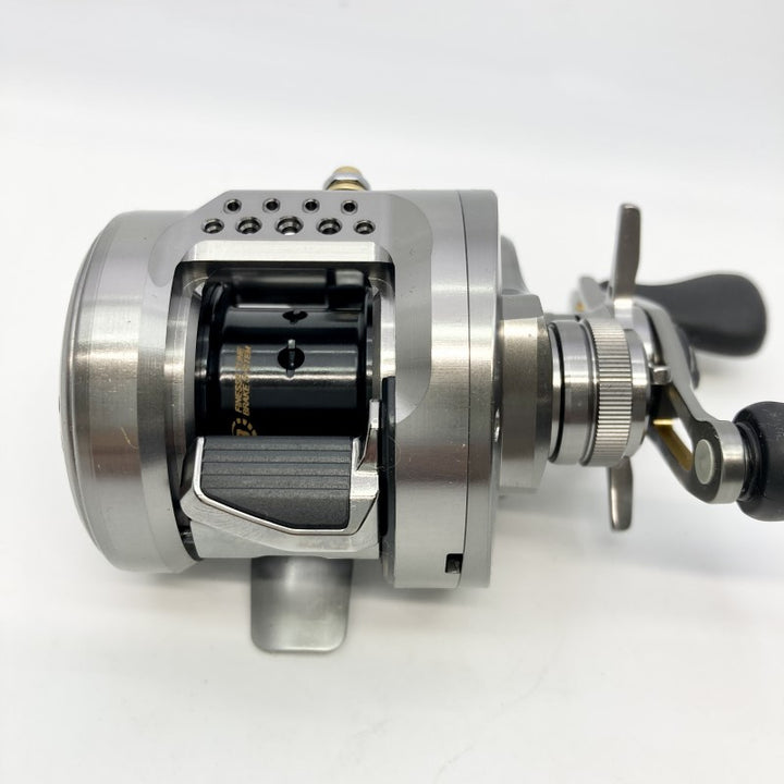 SHIMANO 23 CALCUTTA CONQUEST BFS XG