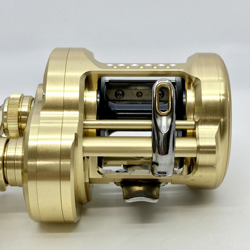 SHIMANO 23 CALCUTTA CONQUEST MD 400XG
