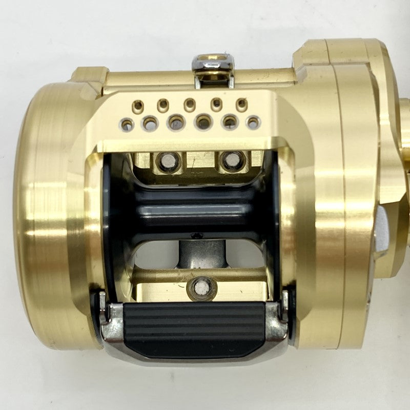 SHIMANO 23 CALCUTTA CONQUEST MD 400XGLH