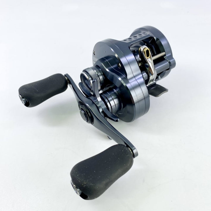 SHIMANO 24 CALCUTTA CONQUEST SE 30HG