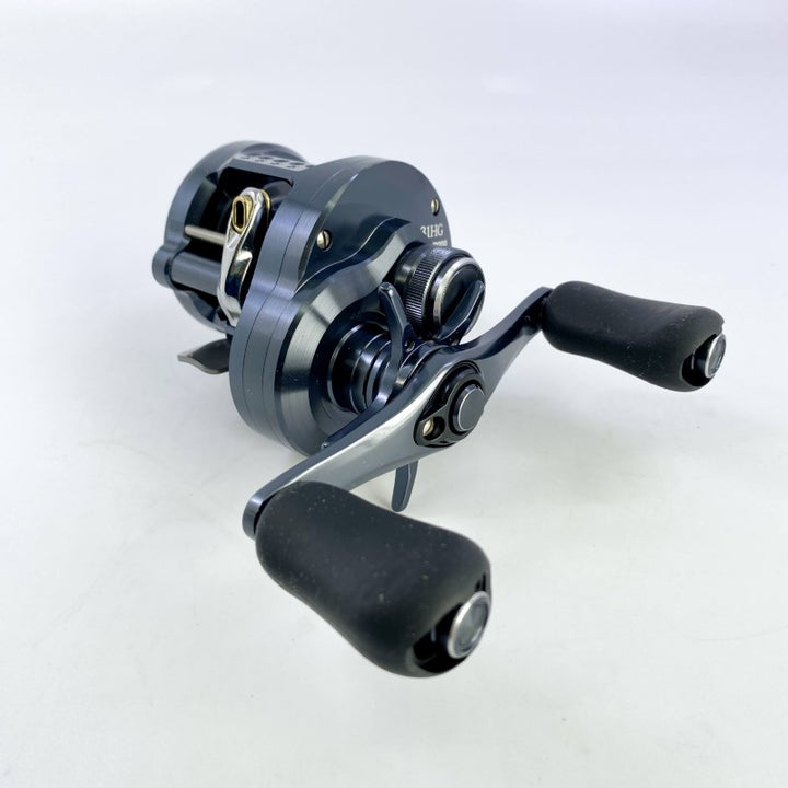 SHIMANO 24 CALCUTTA CONQUEST SE 31HG