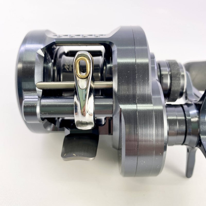 SHIMANO 24 CALCUTTA CONQUEST SE 31HG